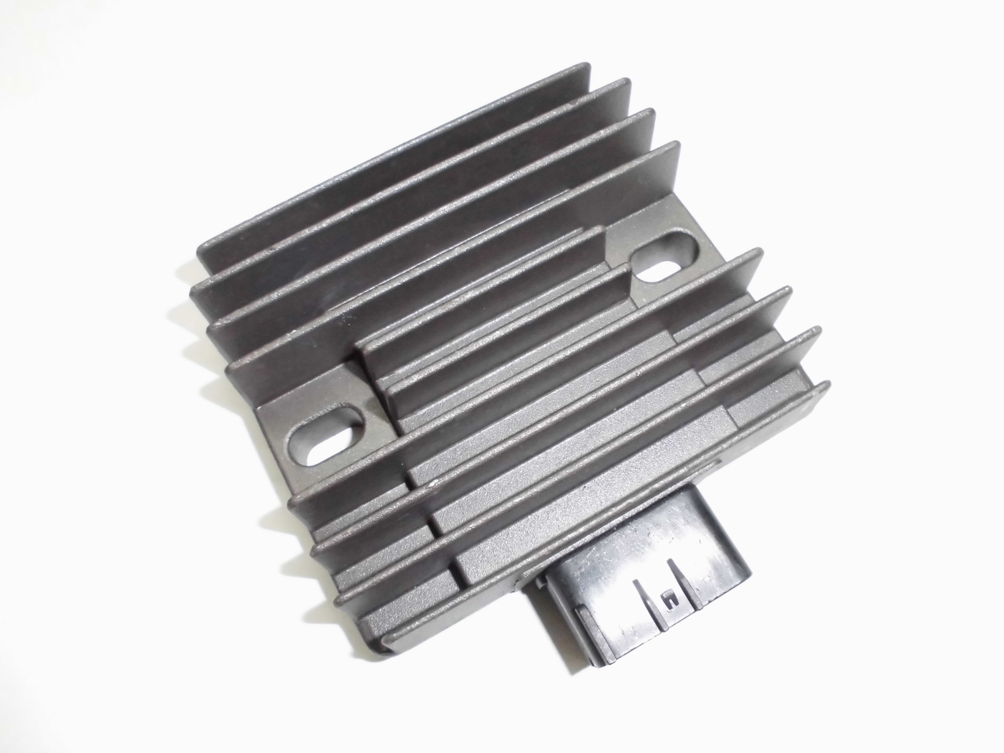Kawasaki KVF 750i 2005-2009 regulátor dobíjení - 6ti PIN